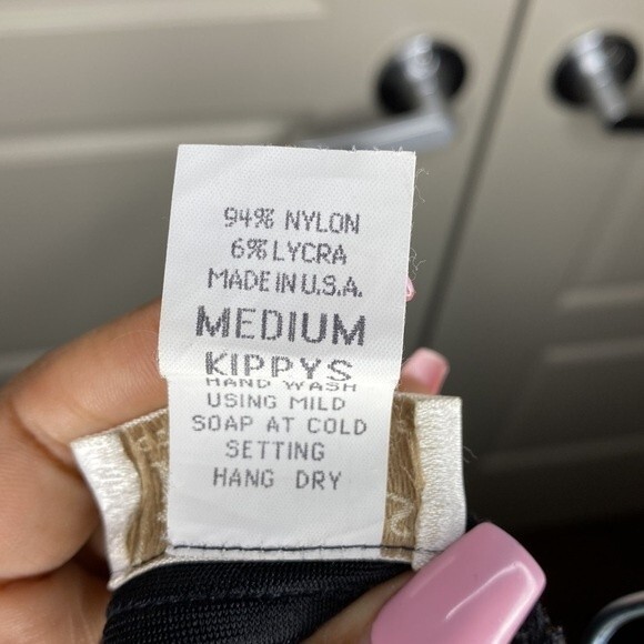 Kippy’s Swarovski Crystal Embellished Turtleneck Sleeveless Thong Bodysuit Sz M - Picture 8 of 8